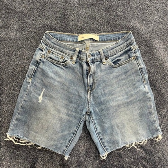 Gap Best Girlfriend Mid Rise Blue Jean Shorts Size 25 - Picture 1 of 3